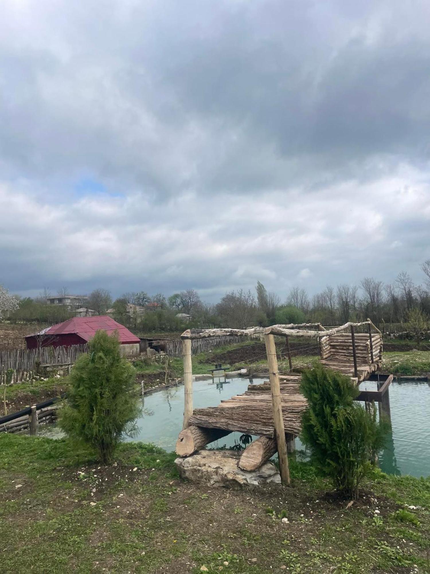 Готель Kirta Gordi Екстер'єр фото